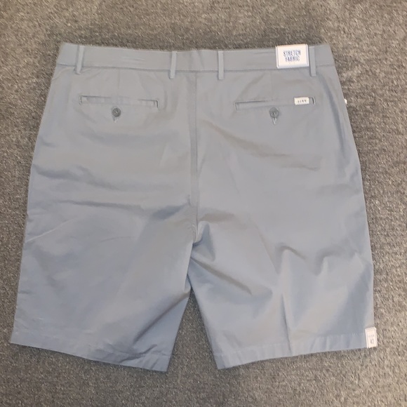 ROWM Shorts - Picture 2 of 5